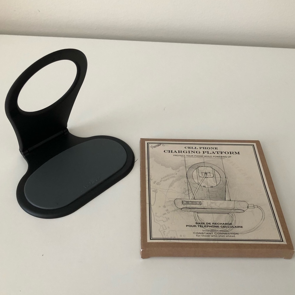 Cellphone charging platform